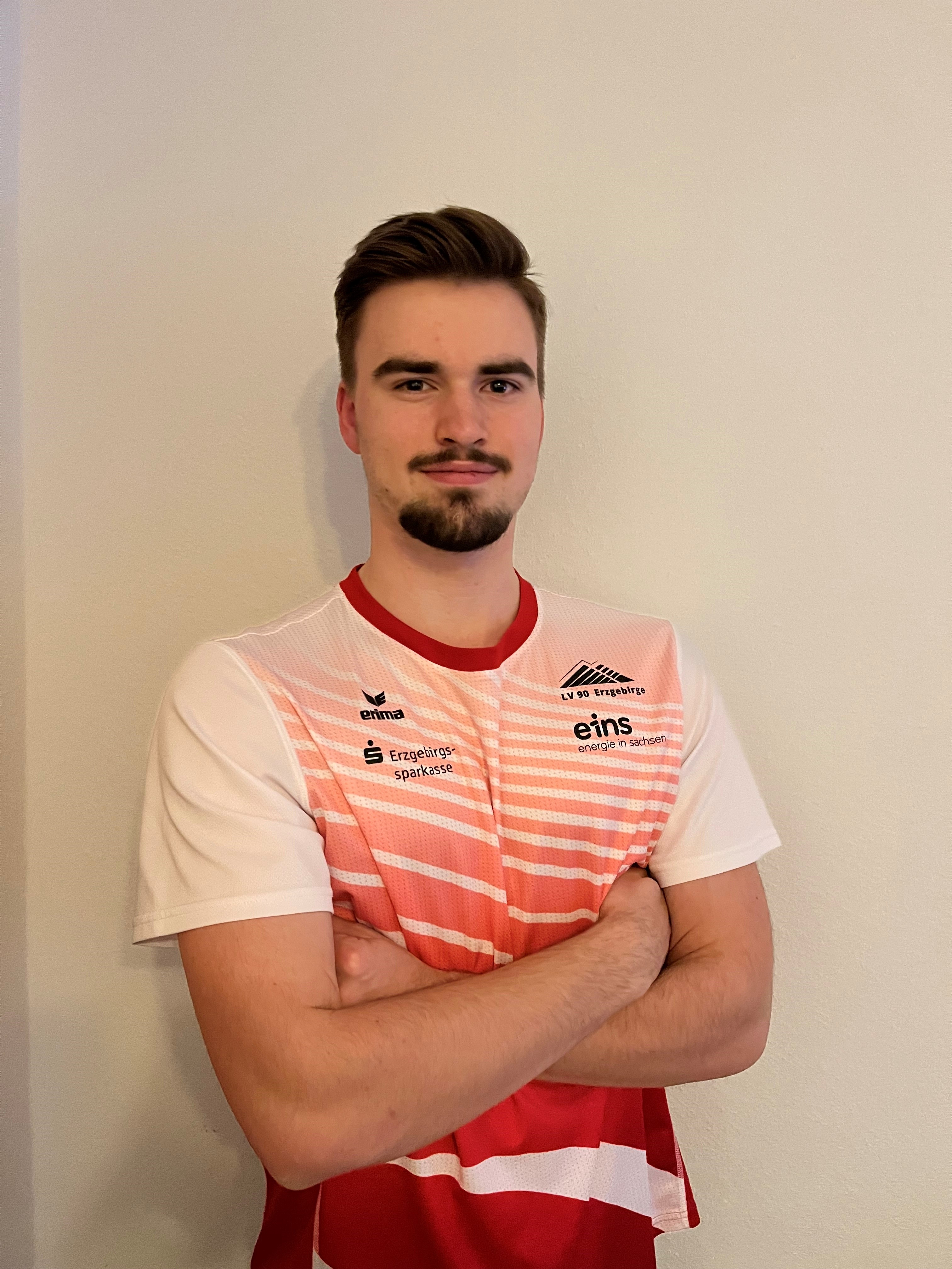 Oskar Nauck beim Speerwurf